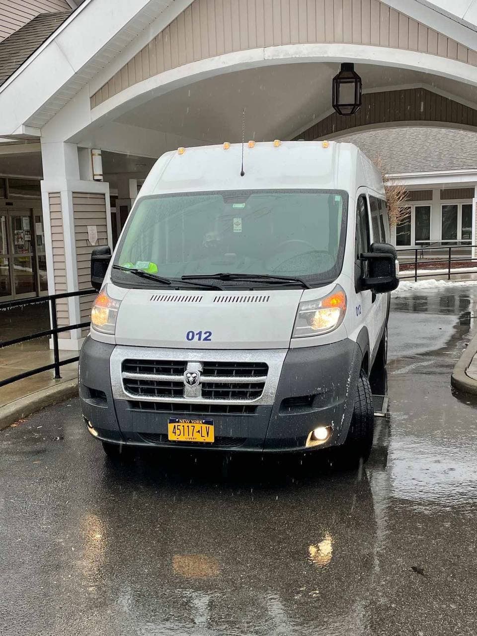 Express Ambulette vehicle detail